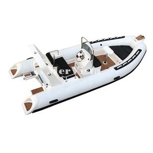 Bateau pneumatique semi-rigide (RIB) en fibre <span class=keywords><strong>de</strong></span> verre <span class=keywords><strong>de</strong></span> 4,8 m avec coque en V profond et table intégrée - Product Image 5