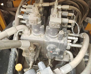 รถขุดไฮดรอลิกแบบตีนตะขาบ XCMG รุ่น XE200GH มือสอง น้ำหนัก 21 ตัน ราคาขาย - Product Image 4