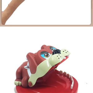 Juguete de broma de perro mordedor Lucky Dog, juego de perro de plástico grande y agresivo para adolescentes de 7 a 14 años - Product Image 4