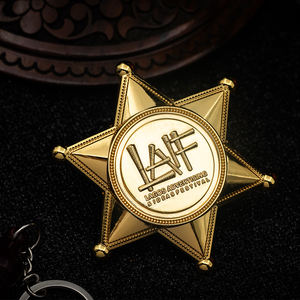 Venta al por mayor fabricante personalizado metal guardaespaldas identificación insignia Pin logotipo uniforme tapa guardia seguridad insignia titular - Product Image 1