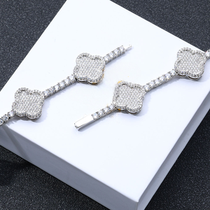 สร้อยคอจี้รูปใบโคลเวอร์สี่แฉกประดับมอยส์ซาไนต์ เงินแท้ 925  แบบฮิปฮอป  ประดับเพชร VVS ระยิบระยับ  ผ่านการทดสอบเพชร GRA - Product Image 4