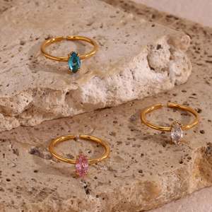 Anillo de Moda Simple y Ligero de Lujo, Accesorios para las Manos, Acero Inoxidable, Anillo Abierto con Zirconia Ojo de Caballo - Product Image 3