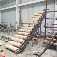 Kit d'escalier flottant contemporain, escalier flottant sur mesure avec garde-corps en verre