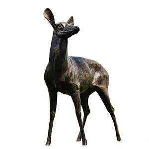 Statue de ceriseuse grandeur nature, technique de moulage à la main, fournitures décoratives de jardin, sculpture de ceriseuse en bronze, décoration de Noël - Product Image 1