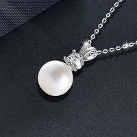 Collier Chrétien en Argent Sterling 925 avec Perles d'Eau Douce, Perles Coquillages Géométriques, Chinoiserie Haut de Gamme, Moissanite et Plaqué Rhodium