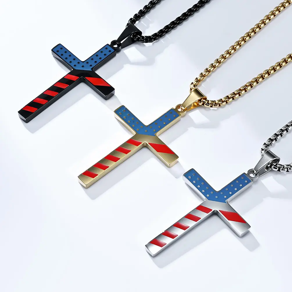 Modeschmuck für Kleidung Emaille Edelstahl Kreuz Charm Schmuck machen amerikanische Flagge patriotische Kreuz Anhänger Halskette