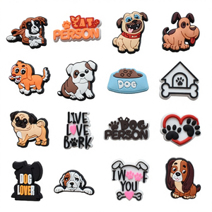 ขายส่งเครื่องประดับรองเท้าแบบ PVC ยาง สำหรับสัตว์เลี้ยง ตกแต่งรองเท้าแบบ CLOG CHARM พร้อมหัวเข็มขัดแบบปกติ และอุปกรณ์เสริมรูปสัตว์ ผลิตในเวียดนาม - Product Image 3