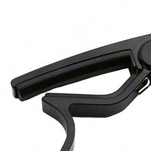 Capo de Guitarra Metálico Personalizado - Versátil y Ligero para Todos los Instrumentos de Cuerda: Acústica, Violín, Mandolina, Ukelele - Product Image 3