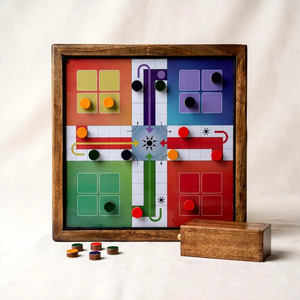 Jeu de société Ludo en bois pour 4 joueurs, jeu de stratégie familial classique avec des pions colorés, des dés et une boîte de rangement - Product Image 5