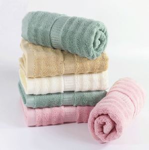 Serviette de visage épaisse en bambou biologique, durable, douce, couleur unie, séchage rapide, pour la maison, les voyages, la gym, le camping, les sports - Product Image 3