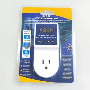 Protector de Voltaje Digital 120V 16A con Pantalla para Electrodomésticos - Product Image 1