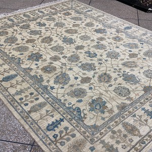 Tapis d'appoint en laine orientale noué à la main Coral Weavers, motif floral, écologique, réversible, à poils moyens, antidérapant et amorti - Product Image 3