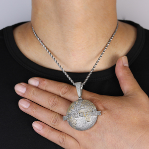 2 Tone terra rotonda mostra lettera <span class=keywords><strong>il</strong></span> mondo è <span class=keywords><strong>mio</strong></span> ciondolo da uomo collana Hip Hop piena Bling Cubic zirconi CZ <span class=keywords><strong>gioielli</strong></span> di moda - Product Image 6