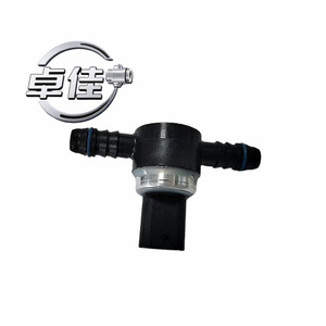 เซ็นเซอร์วัดแรงดันน้ำมัน ZJ-08-075 สำหรับ FU5A-9F972-DA ใช้แทนอะไหล่รถยนต์ - Product Image 1