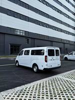 Nouveau véhicule électrique Wuling Yangguang Mini Bus 6-9-14 places pour passagers