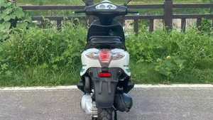 Scooter <span class=keywords><strong>Piaggio</strong></span> CITY <span class=keywords><strong>FLY</strong></span> 150cc 4 Tempi Raffreddato ad Aria, Stile Classico Europeo, Moto a Gas per Pendolari Quotidiani - Product Image 5