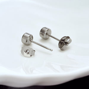 Venta al por mayor ASTM G23 titanio circón incrustaciones caracola hélice pendiente con bisagras Clicker Trangus nariz anillo mujeres Piercing joyería - Product Image 6