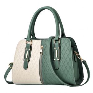Bolso de mano cruzado de felpa con forma de corazón para mujer, estilo celebridad de internet 2026, con cierre de cremallera, monedero y horquilla para el pelo - Product Image 1