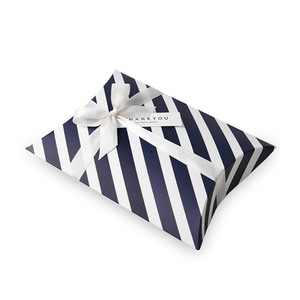 Exquisite Embossed Color Folding <strong>Small</strong> Gift Packaging Recyclable Paper Box Wedding Chocolate Candy Personalized Striped <strong>Pillow</strong> - Product Image 2