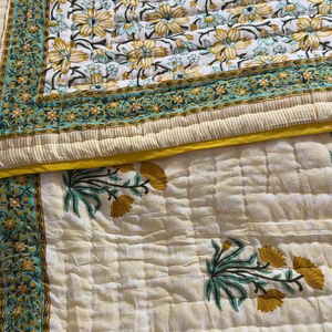 Edredón de Lujo Indio, Diseño Jaipuri Hecho a Mano, Estampado en Bloque, Algodón, Diseño Étnico Estampado a Mano, para Uso en Invierno - Product Image 1