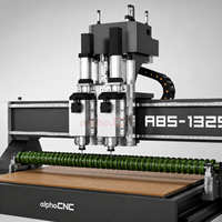 Routeur CNC industriel 2130 à double processus, machine de découpe à rainurage en V avec rouleau de pression pour la découpe de panneaux ACP et de panneaux publicitaires