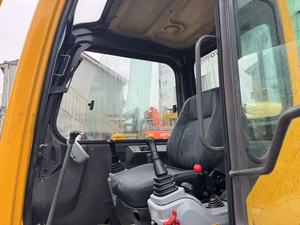 Mini-excavatrice sur chenilles VOLVO EC55B d'occasion, 5,5 tonnes, Volvo EC55B d'occasion, excavatrice hydraulique d'origine, marque suédoise, pour la construction - Product Image 6
