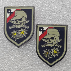 Insigne de casquette Edelweiss allemande de la Seconde Guerre mondiale, épée, croix, style antique, pièces commémoratives, cadeaux, décoration intérieure - Product Image 1