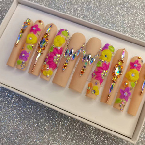 B 35% de réduction <span class=keywords><strong>sur</strong></span> les ongles à pression personnalisés, nouvelle palette rouge de haute qualité, ongles artificiels à longue courbe en forme de cercueil - Product Image 3