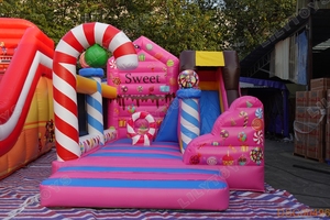 Casa Inflable de Brincar LilyToys con Tobogán para Fiestas al Aire Libre y Parque de Diversiones Infantil - Product Image 2