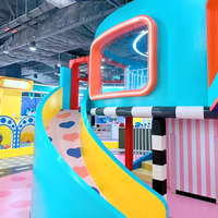 Ensemble de jeux doux personnalisé avec des caractéristiques uniques, toboggan intérieur commercial en acier, parc d'attractions pour enfants, aire de jeux à deux étages, ISO9001