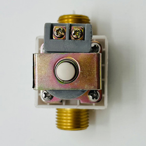 Vanne solénoïde FCC FCC-1S DC12V normalement fermée pour chauffe-eau solaires - Product Image 2