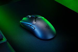 เมาส์เกมมิ่งไร้สาย <span class=keywords><strong>Razer</strong></span> <span class=keywords><strong>Viper</strong></span> <span class=keywords><strong>V2</strong></span> <span class=keywords><strong>Pro</strong></span> รุ่นใหม่ล่าสุด 30000DPI ดีไซน์สมมาตร 5 ปุ่ม น้ำหนักเบา - Product Image 4