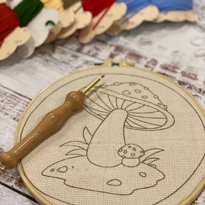 ชุดอุปกรณ์เริ่มต้นงานปักมือแบบ Punch Needle และ Latch Hook สำหรับงานฝีมือบนผ้าและแผ่นรองแก้ว ทำจากโพลีเอสเตอร์ - Product Image 6