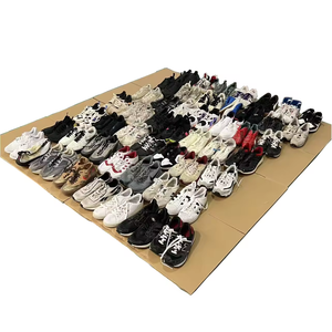 Zapatillas deportivas usadas para correr, de segunda mano, al por mayor, en fardos con embalaje proporcional - Product Image 1