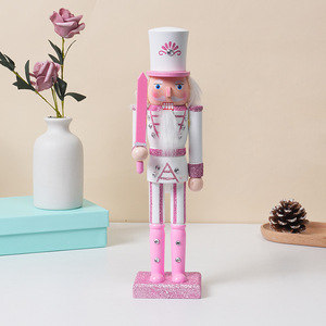 YUELIAN Figurine de soldat casse-noisette en bois rose pailleté faite à la main de 30 cm, ornement pour Noël, Nouvel An, cadeaux, décoration - Product Image 2
