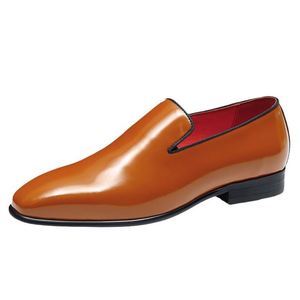 High-End British Pointed-<b>Toe</b> Retro Fringed Men's Business Casual Shoes Made of Handcrafted Genuine Leather - Product Image 2