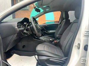 Auto Usado, Citroën <span class=keywords><strong>C3</strong></span>-XR 2024, Marca Francesa, SUV Compacto - Product Image 3