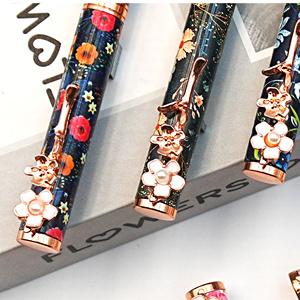 Regalo per la Festa della Mamma, Penna a Sfera in Metallo Floreale, Logo Personalizzato, Penne Dorate Rosa, Regalo per Lei, Set Souvenir in Confezione - Product Image 3