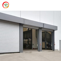 Portes extérieures roulantes électriques au design moderne Sécurité en alliage d'aluminium pour usage résidentiel extérieur Accessoire moteur