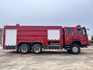 Sinotruk 6x6 All Drive Fire Fighter Engine Nuevo producto <span class=keywords><strong>de</strong></span> camión <span class=keywords><strong>de</strong></span> bomberos cisterna <span class=keywords><strong>de</strong></span> combustible diésel - Product Image 3