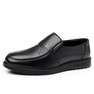 Mocasines de cuero genuino para hombre, con punta redonda, sin cordones, para negocios, para todas las estaciones, con suela de goma. - Product Image 5