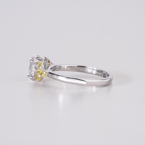 Anillo de Diamante Cultivado en Laboratorio en Oro Sólido de 14K para Mujer, Joyería Fina con Brillo Radiante, Diseño Elegante para Ocasiones Especiales - Product Image 2