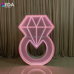 Letrero LED LEDA de Diseño Nuevo con Forma de Anillo de Metal RGB, Letrero LED Gigante Iluminado para Decoración de Bodas, Eventos y Cumpleaños - Product Image 3