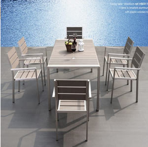 Juego de Mesa y Sillas de Comedor <span class=keywords><strong>para</strong></span> Jardín, <span class=keywords><strong>Patio</strong></span> o Balcón, Modelo Bertha OEM, en Plástico Imitación <span class=keywords><strong>Madera</strong></span> y Aluminio Cepillado, Muebles de Exterior - Product Image 3