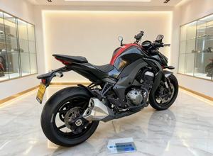 <span class=keywords><strong>Kawasaki</strong></span> Big Python, refroidissement par eau, injection de carburant, entièrement équipé haut de gamme avec ABS, tableau de bord LCD complet, quatre sorties d'échappement - Product Image 5