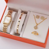 Nouvelle montre pour femme YJ en acier inoxydable exquis, montre à quartz carrée tendance, gravure artisanale, coffret cadeau de luxe tendance