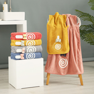 Coral Fleece <b>Bath</b> <b>Towel</b> <b>Set</b> 35x75cm 70x140cm Novelty Lollipop Design Skin-Friendly Home Use - Product Image 2