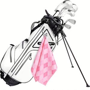 Serviettes de golf en microfibre gaufrée de haute qualité à séchage rapide avec logo personnalisé et crochet, faible MOQ - Product Image 2