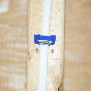 <span class=keywords><strong>Grapas</strong></span> de <span class=keywords><strong>Cable</strong></span> de Metal eléctrico con aislamiento de acero al carbono galvanizado de 1/2 \ "asegura NM BX MC AC UF Grapa de clavo de seguridad con púas azules - Product Image 3