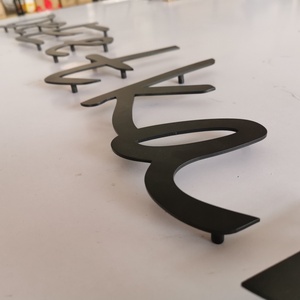 <span class=keywords><strong>En</strong></span> gros, lettres murales 3D <span class=keywords><strong>en</strong></span> métal découpées au laser non éclairées, logos pour entreprises, décoration <span class=keywords><strong>de</strong></span> voitures, usage intérieur - Acrylique, Acier inoxydable - Product Image 6